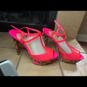Brand new GIANNI BINI size 10 pink